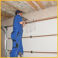 Community Garage Door Service North Richland Hills, TX 817-918-4675 - side-garage-door-repair-10-48m